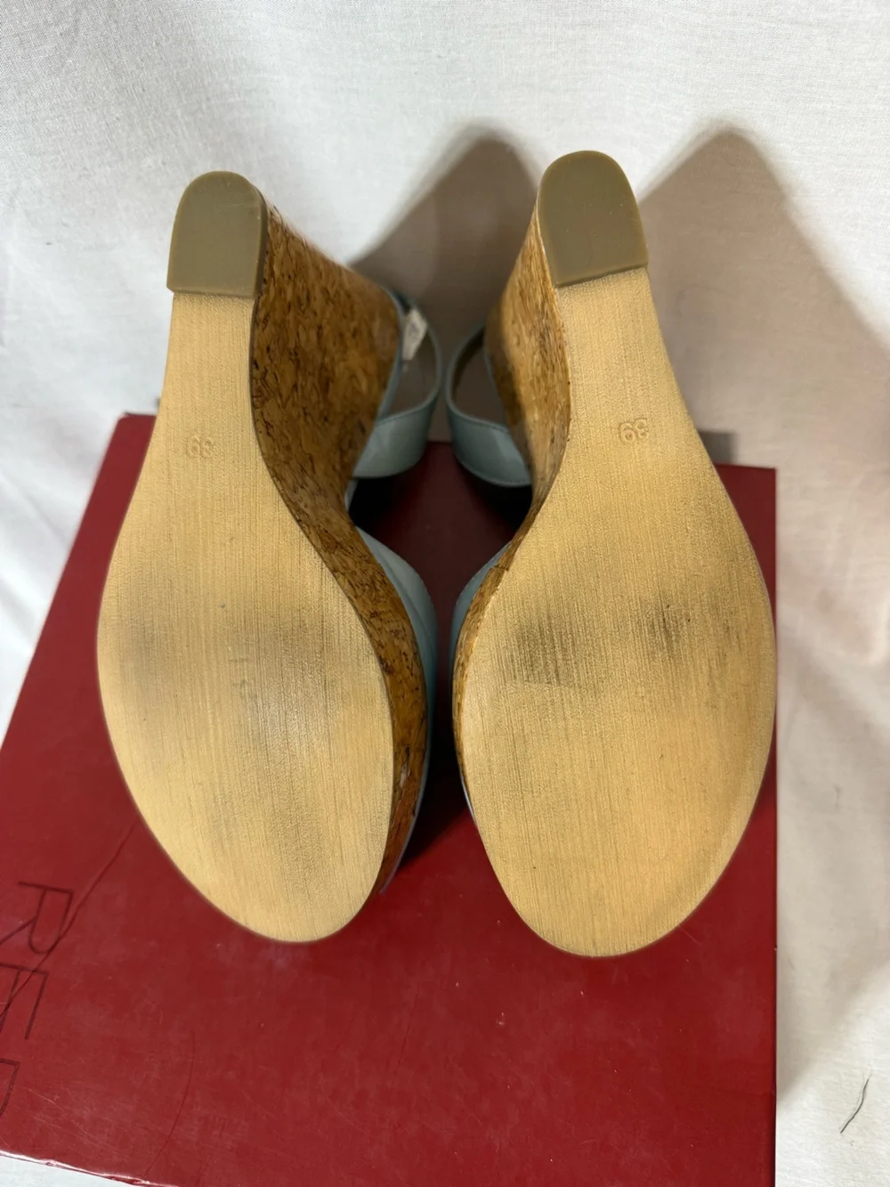 Saks Fifth Avenue Pale Blue Patent Slingback Peep-Toe Heels Size 9